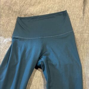 Fleo women’s deep teal leggings. Size small. Never worn